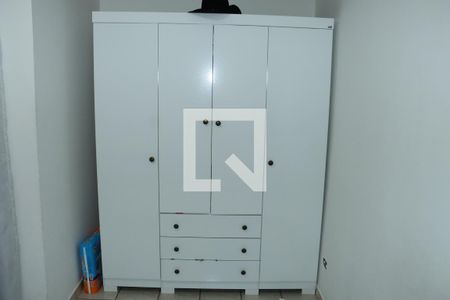 Casa para alugar com 2 quartos, 146m² em Jardim Santo Eduardo, Embu das Artes