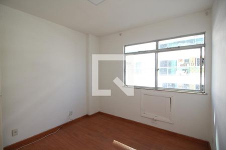Quarto 1 de apartamento para alugar com 2 quartos, 75m² em Anil, Rio de Janeiro