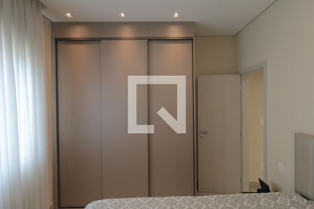 Suite de casa à venda com 4 quartos, 200m² em Santa Rosa, Belo Horizonte
