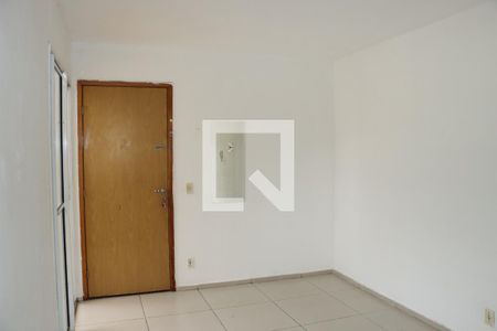 Apartamento para alugar com 2 quartos, 26m² em Jardim Ísis, Cotia