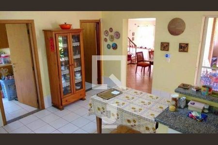 Casa à venda com 4 quartos, 243m² em Village Campinas, Campinas