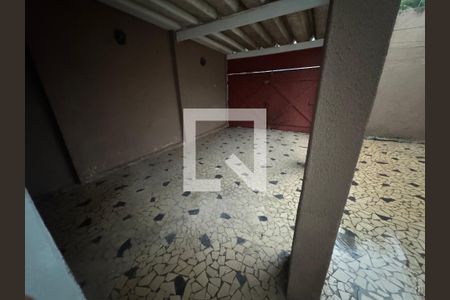 Casa para alugar com 3 quartos, 150m² em Jardim dos Lagos, São Paulo