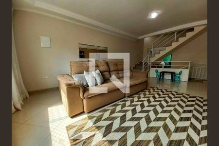 Casa à venda com 3 quartos, 190m² em Vila Linda, Santo André