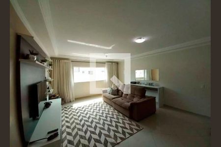 Casa à venda com 3 quartos, 190m² em Vila Linda, Santo André