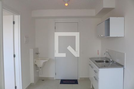 Sala e Cozinha Integrada de apartamento para alugar com 1 quarto, 25m² em Parque Industrial Tomas Edson, São Paulo