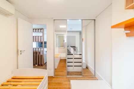 Quarto 1 de apartamento para alugar com 2 quartos, 67m² em Pinheiros, São Paulo