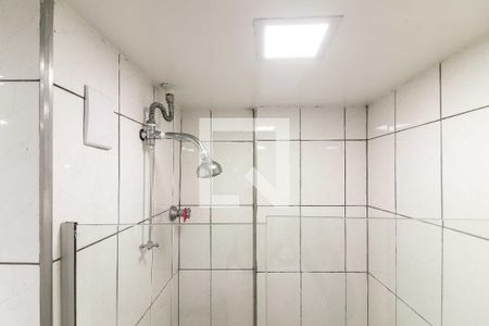 Banheiro de apartamento para alugar com 2 quartos, 54m² em Butantã, São Paulo