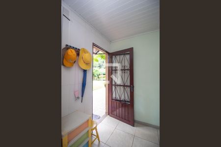 Casa à venda com 3 quartos, 300m² em Restinga, Porto Alegre