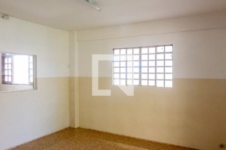 Sala 1 de casa para alugar com 8 quartos, 1000m² em Jardim Shangrilá (zona Sul), São Paulo