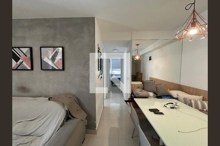 Corredor de apartamento para alugar com 3 quartos, 70m² em Cachambi, Rio de Janeiro