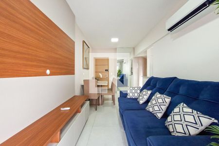 Sala de apartamento para alugar com 2 quartos, 74m² em Vila Caiçara, Praia Grande