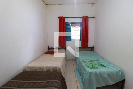 Quarto 2 de casa para alugar com 2 quartos, 360m² em Parque Residencial Candido Portinari, Ribeirão Preto