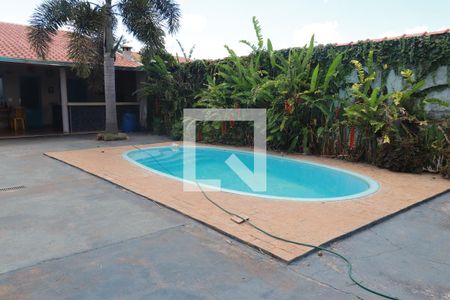 Piscina  de casa para alugar com 2 quartos, 360m² em Parque Residencial Candido Portinari, Ribeirão Preto