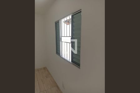 Sala de casa para alugar com 2 quartos, 52m² em Cidade Ipava, São Paulo