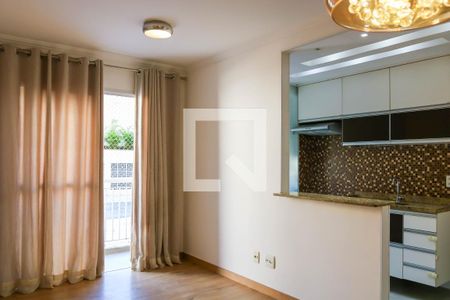 Sala de apartamento para alugar com 3 quartos, 60m² em Del Castilho, Rio de Janeiro