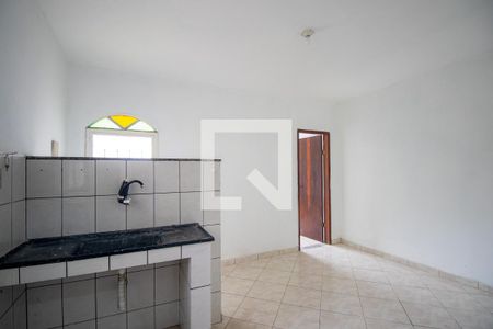 Sala/Cozinha de casa para alugar com 1 quarto, 47m² em Colubandê, São Gonçalo