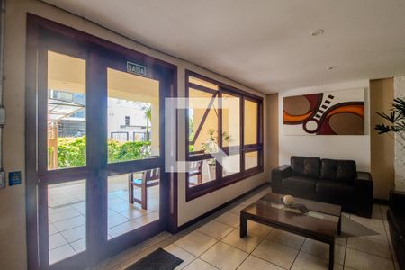 Hall de entrada de apartamento à venda com 2 quartos, 69m² em Partenon, Porto Alegre