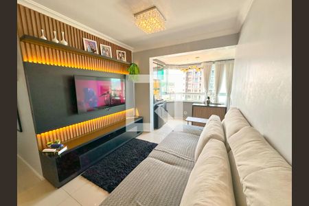 Sala de TV de apartamento para alugar com 3 quartos, 97m² em Barreiros, São José