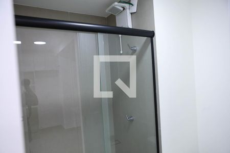 Banheiro de apartamento para alugar com 1 quarto, 34m² em Butantã, São Paulo