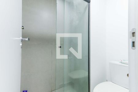 Banheiro de kitnet/studio para alugar com 1 quarto, 34m² em Butantã, São Paulo