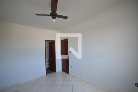 Quarto 1 Suite de casa de condomínio para alugar com 3 quartos, 140m² em Bento Ribeiro, Rio de Janeiro