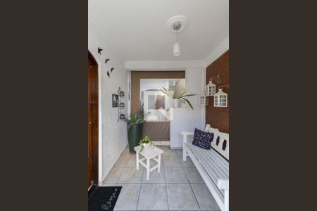 Casa 2 Entrada de casa para alugar com 4 quartos, 300m² em Casa, São Paulo