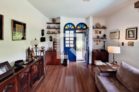 Sala 1 de casa para alugar com 2 quartos, 80m² em Itaipu, Niterói