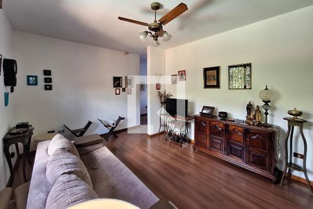 Sala 1 de casa para alugar com 2 quartos, 80m² em Itaipu, Niterói