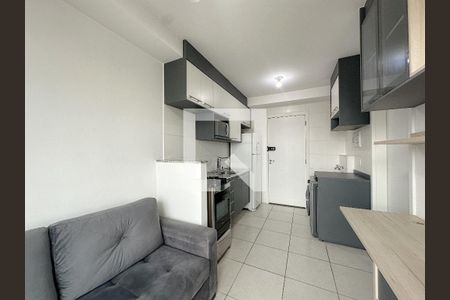 Sala/Cozinha de apartamento à venda com 1 quarto, 28m² em Vila Romana, São Paulo