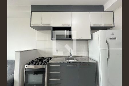 Sala/Cozinha de apartamento à venda com 1 quarto, 28m² em Vila Romana, São Paulo