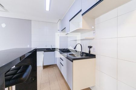 Cozinha e Área de Serviço de apartamento para alugar com 1 quarto, 35m² em Presidente Altino, Osasco