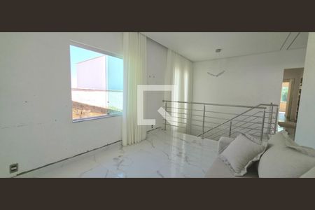 Casa à venda com 4 quartos, 191m² em Vila Rica, Lagoa Santa