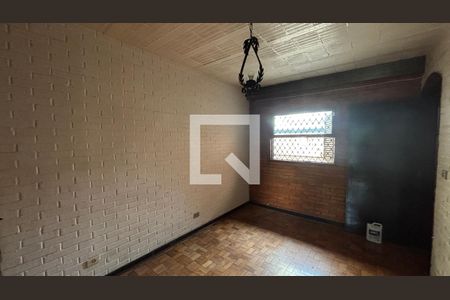 Suite 1 de casa para alugar com 3 quartos, 251m² em Vila Alpina, Santo André