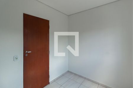 Quarto 2 de casa para alugar com 3 quartos, 90m² em Vila Verde, São Paulo