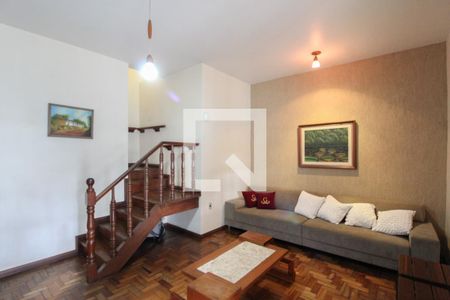 Sala de casa para alugar com 4 quartos, 225m² em Jaraguá, Belo Horizonte