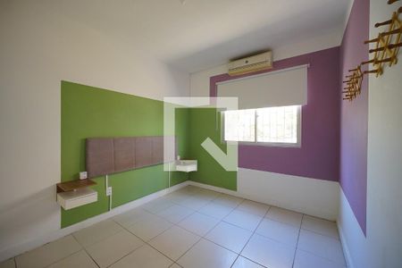 Quarto 1 de apartamento para alugar com 2 quartos, 55m² em Kobrasol, São José