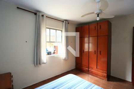 quarto 1 de casa à venda com 3 quartos, 350m² em Jardim Monte Kemel, São Paulo