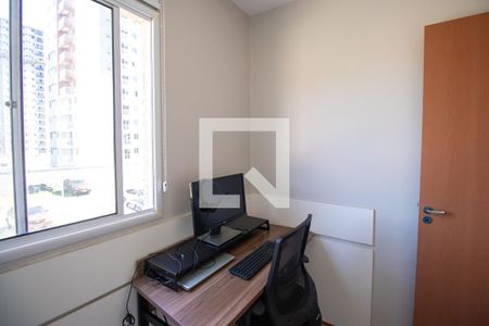 Quarto 1 de apartamento para alugar com 3 quartos, 57m² em Irajá, Rio de Janeiro