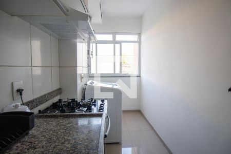 Cozinha de apartamento à venda com 3 quartos, 57m² em Irajá, Rio de Janeiro