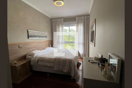 Casa à venda com 3 quartos, 350m² em Residencial Quatro (Alphaville), Santana de Parnaíba