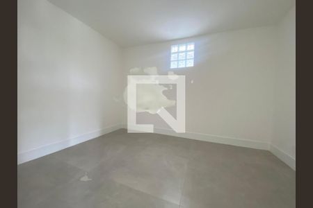 Casa à venda com 5 quartos, 440m² em Vargem Grande, Rio de Janeiro