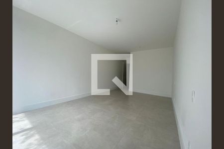 Casa à venda com 5 quartos, 440m² em Vargem Grande, Rio de Janeiro