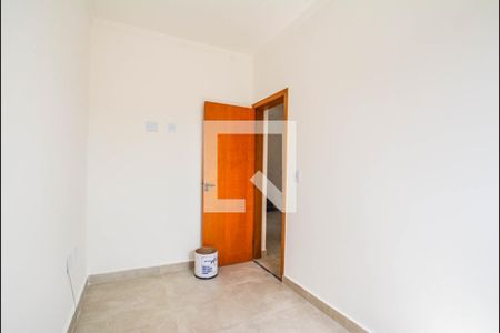 Quarto 1 de apartamento para alugar com 2 quartos, 43m² em Jardim Rina, Santo André