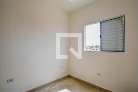 Quarto 2 de apartamento para alugar com 2 quartos, 43m² em Jardim Rina, Santo André