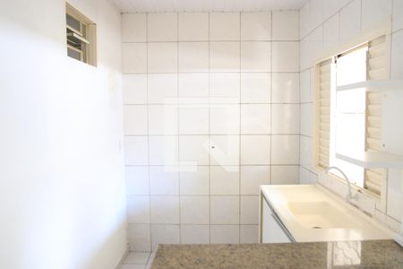 Cozinha de kitnet/studio para alugar com 1 quarto, 30m² em Setor Leste Universitário, Goiânia