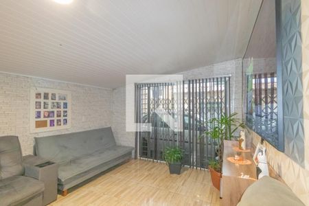 Casa à venda com 3 quartos, 200m² em Guajuviras, Canoas