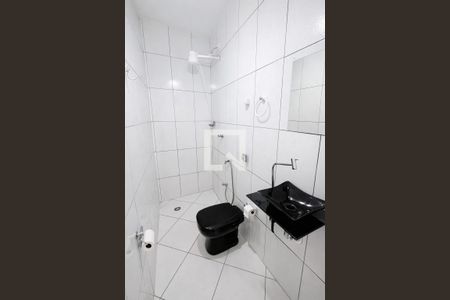 Banheiro da Suíte 2 de casa à venda com 3 quartos, 70m² em Jardim Roberto, Osasco