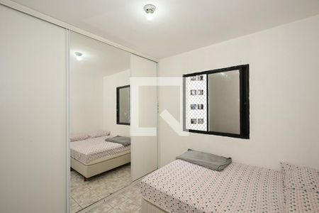 Quarto 1 de apartamento para alugar com 2 quartos, 58m² em Jardim Wanda, Taboão da Serra