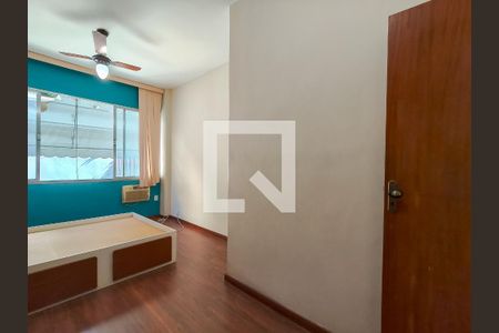 Quarto 1 de apartamento para alugar com 2 quartos, 83m² em Grajaú, Rio de Janeiro