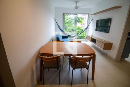 Sala / Sala de Jantar de apartamento para alugar com 1 quarto, 49m² em Cidade Monções, São Paulo
